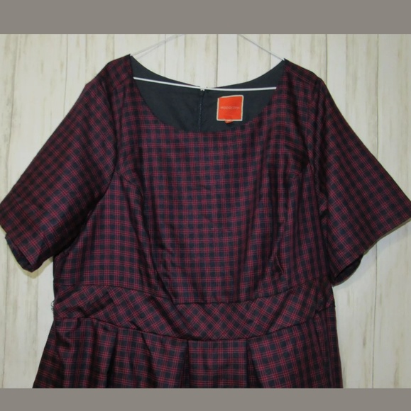 4X Modcloth Plus Size Retro Red Plaid Dress - Picture 4 of 8